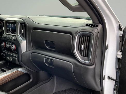 Used 2021 Chevrolet Silverado 2500 LT w/ Convenience Package AWD/4WD image 18