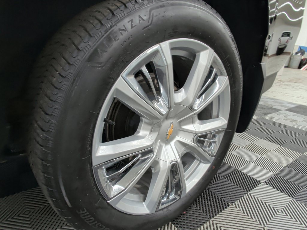 Used 2024 Chevrolet Tahoe High Country AWD/4WD image 43