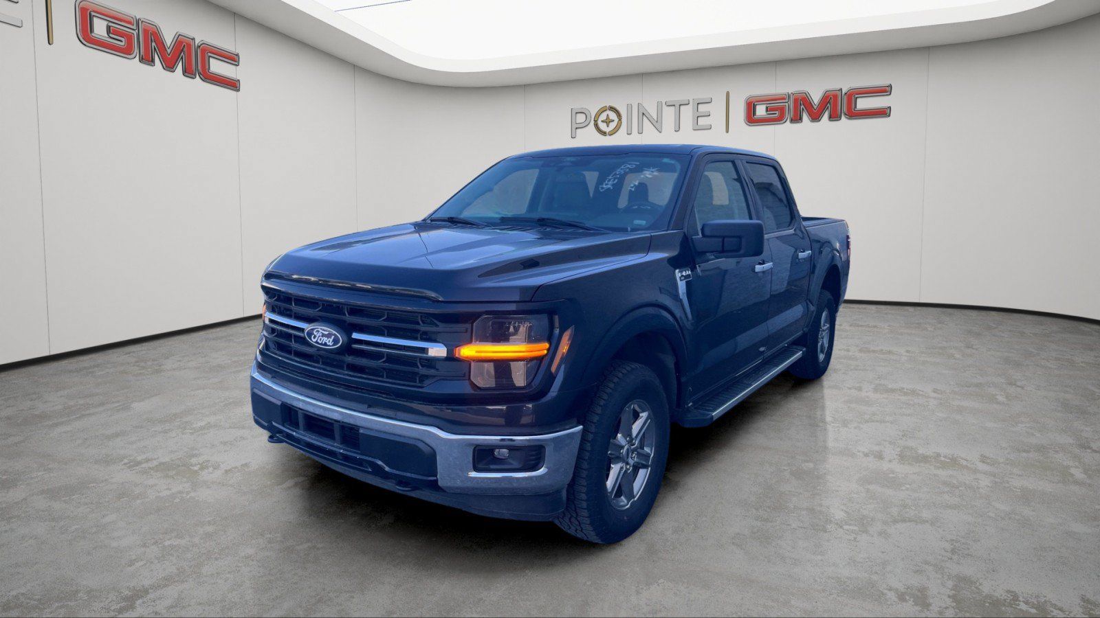 Used 2025 Ford F150 XLT w/ Equipment Group 301A Standard AWD/4WD image 4