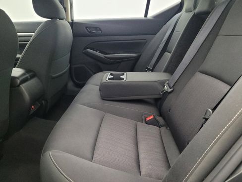 Used 2023 Nissan Altima 2.5 SV image 18