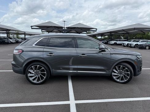 Used 2019 Lincoln Nautilus Reserve FWD image 4