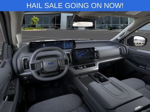 New 2025 Ford Expedition Active AWD/4WD image 10