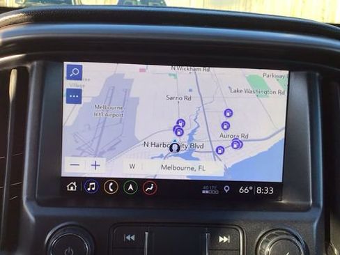 Used 2021 GMC Canyon AT4 w/ Driver Alert Package image 23