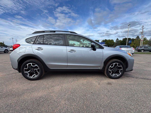 Used 2017 Subaru Crosstrek 2.0i Limited w/ Popular Package #2 AWD/4WD image 8