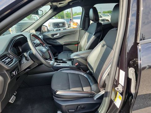 Used 2024 Ford Escape ST-Line AWD/4WD image 13
