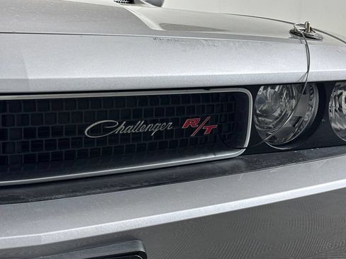 Used 2014 Dodge Challenger R/T w/ Sound Group II RWD image 4