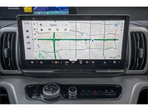 Used 2025 Ford Expedition Active AWD/4WD image 18