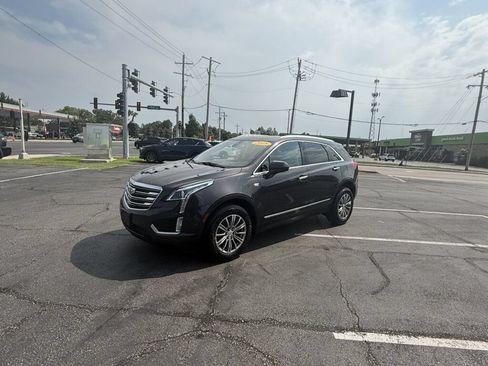 Used 2018 Cadillac XT5 Luxury w/ Driver Awareness Package AWD/4WD image 6