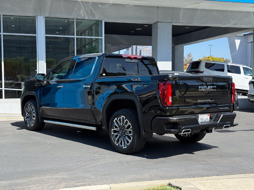 Used 2025 GMC Sierra 1500 Denali Ultimate AWD/4WD image 9