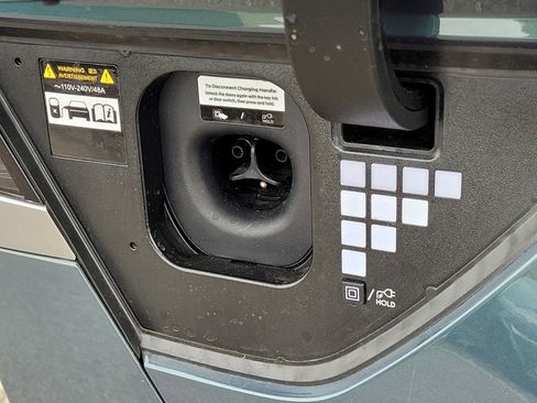 Certified 2026 Hyundai Ioniq 5 SE RWD image 17