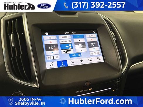 Used 2018 Ford Edge Titanium w/ Equipment Group 301A AWD/4WD image 30
