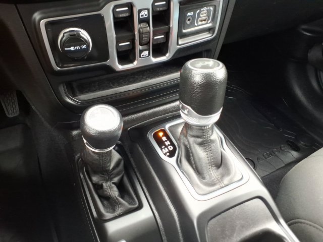 Used 2023 Jeep Wrangler Unlimited Sport AWD/4WD image 27