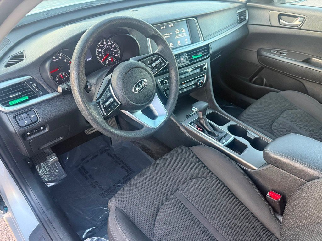 Used 2019 Kia Optima LX FWD image 12