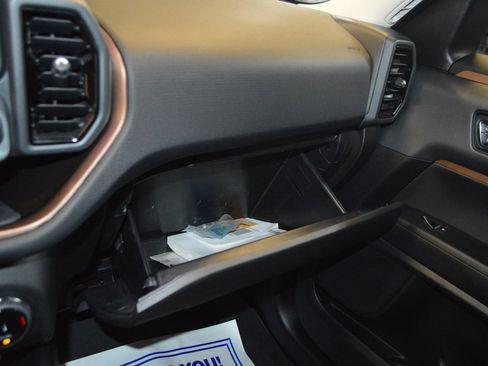 Used 2024 Ford Bronco Sport Outer Banks w/ Tech Package image 21