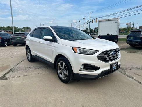 Used 2019 Ford Edge SEL AWD/4WD image 11