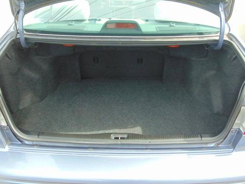 Used 2000 Toyota Camry LE FWD image 8