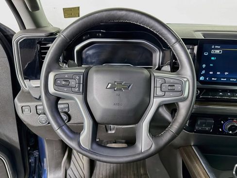 Used 2023 Chevrolet Silverado 1500 RST AWD/4WD image 13