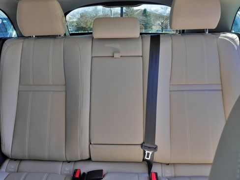 Used 2023 Land Rover Range Rover Velar S image 31