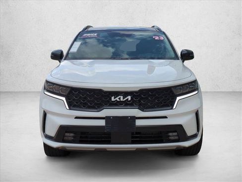 Used 2023 Kia Sorento SX AWD/4WD image 2