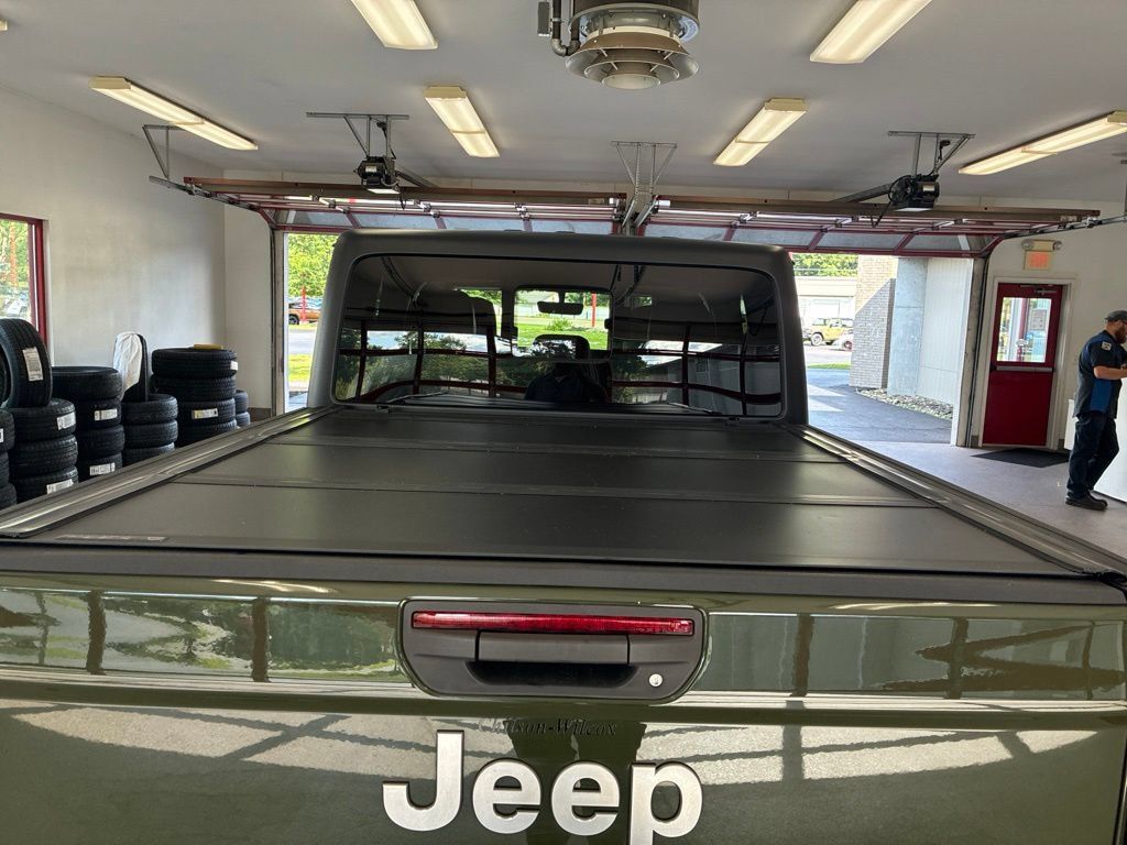 Used 2021 Jeep Gladiator Overland w/ Popular Equipment Package AWD/4WD image 20