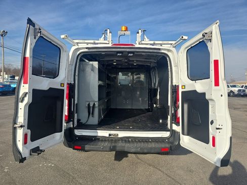 Used 2017 Ford Transit 250 130 Low Roof image 10