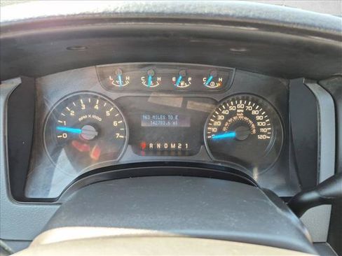 Used 2013 Ford F150 STX w/ Mid Equipment Group AWD/4WD image 10