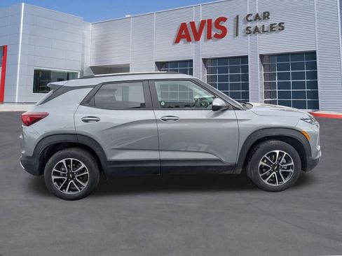 Used 2025 Chevrolet TrailBlazer LT image 7