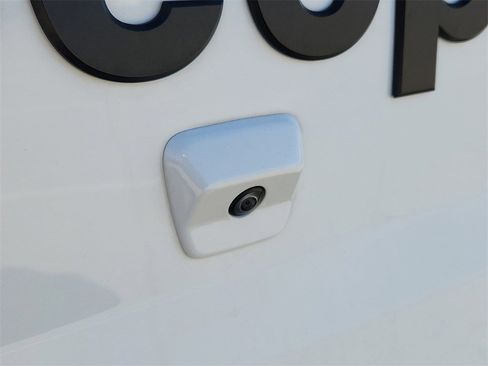 Certified 2021 Jeep Gladiator Sport image 10