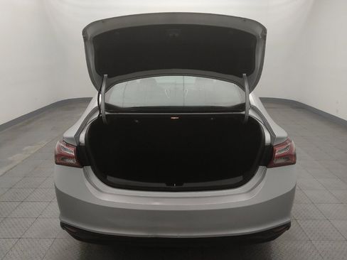 Used 2020 Chevrolet Malibu LT FWD image 29