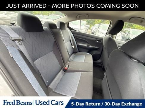 Certified 2023 Nissan Versa SV FWD image 7