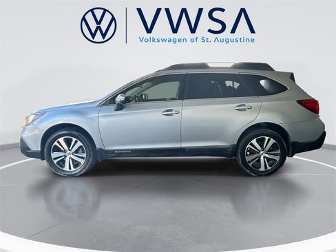 Used 2018 Subaru Outback 3.6R Limited image 4