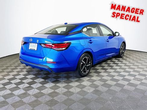 Used 2024 Nissan Sentra SV FWD image 8