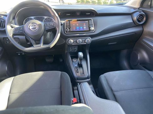 Used 2024 Nissan Kicks S image 4