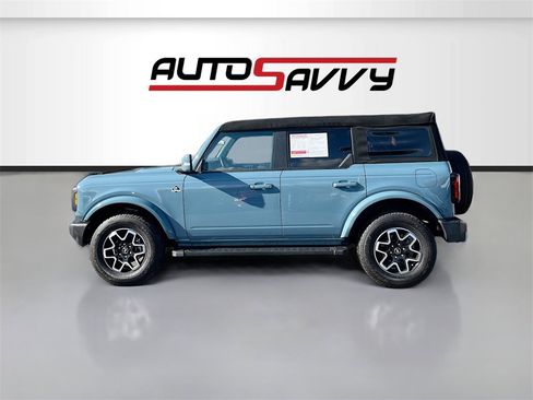 Used 2023 Ford Bronco Outer Banks image 4