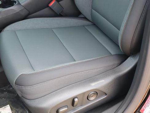 New 2026 GMC Terrain AT4 AWD/4WD image 11