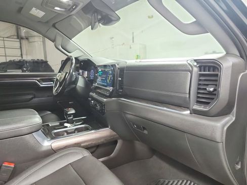 Used 2023 Chevrolet Silverado 1500 LTZ w/ Z71 Off-Road Package image 37