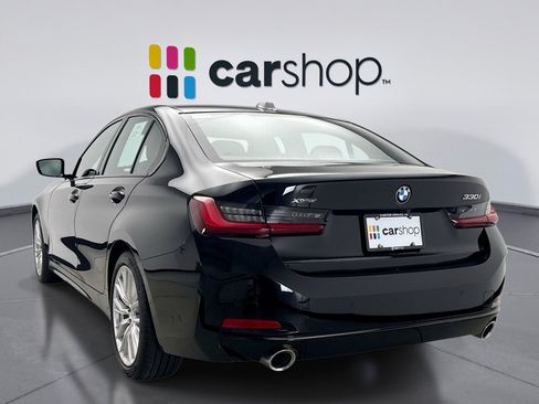 Used 2023 BMW 330i xDrive Sedan w/ Premium Package AWD/4WD image 3
