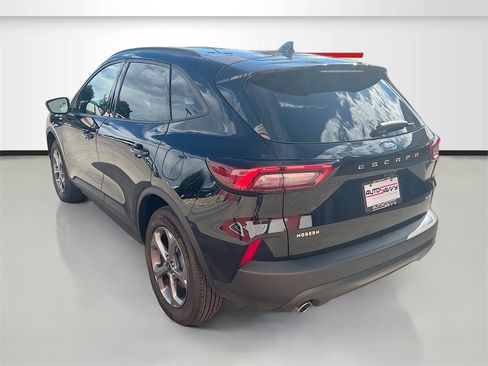 Used 2025 Ford Escape ST-Line image 5