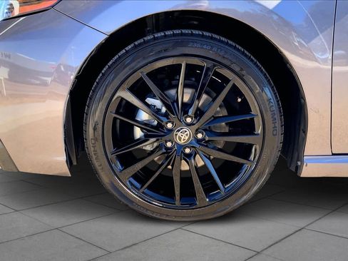 Used 2024 Toyota Camry XSE image 10