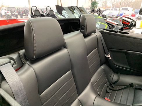 Used 2014 Ford Mustang GT Premium w/ Electronics Package RWD image 10