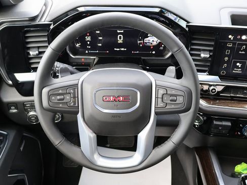 New 2026 GMC Sierra 1500 Elevation w/ Preferred Package AWD/4WD image 18