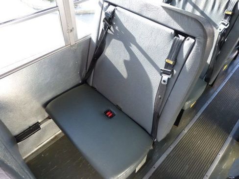 Used 2007 Chevrolet Express 3500 w/ School Bus Package image 27