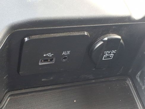 Used 2017 RAM 1500 Express AWD/4WD image 17
