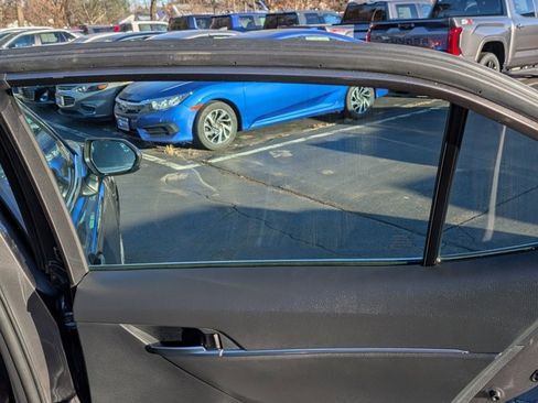 Certified 2018 Toyota Camry LE image 18