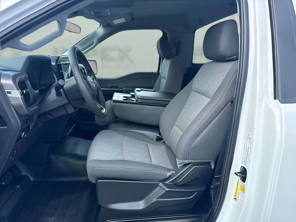 Used 2025 Ford F150 XL w/ Equipment Group 103A High RWD image 10