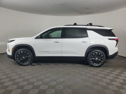 New 2026 Chevrolet Traverse LT w/ Sun and Wheel Package image 7