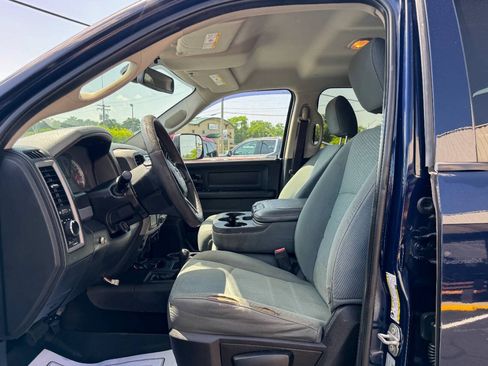 Used 2017 RAM 3500 Tradesman w/ Chrome Appearance Group AWD/4WD image 23
