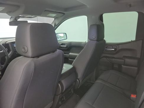 Used 2019 Chevrolet Silverado 1500 Custom Trail Boss w/ Custom Convenience Package AWD/4WD image 12