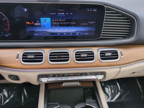 Certified 2024 Mercedes-Benz GLE 350 4MATIC image 22