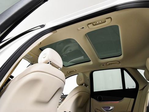 Certified 2022 Mercedes-Benz GLC 300 4MATIC w/ Premium Package Lite image 37